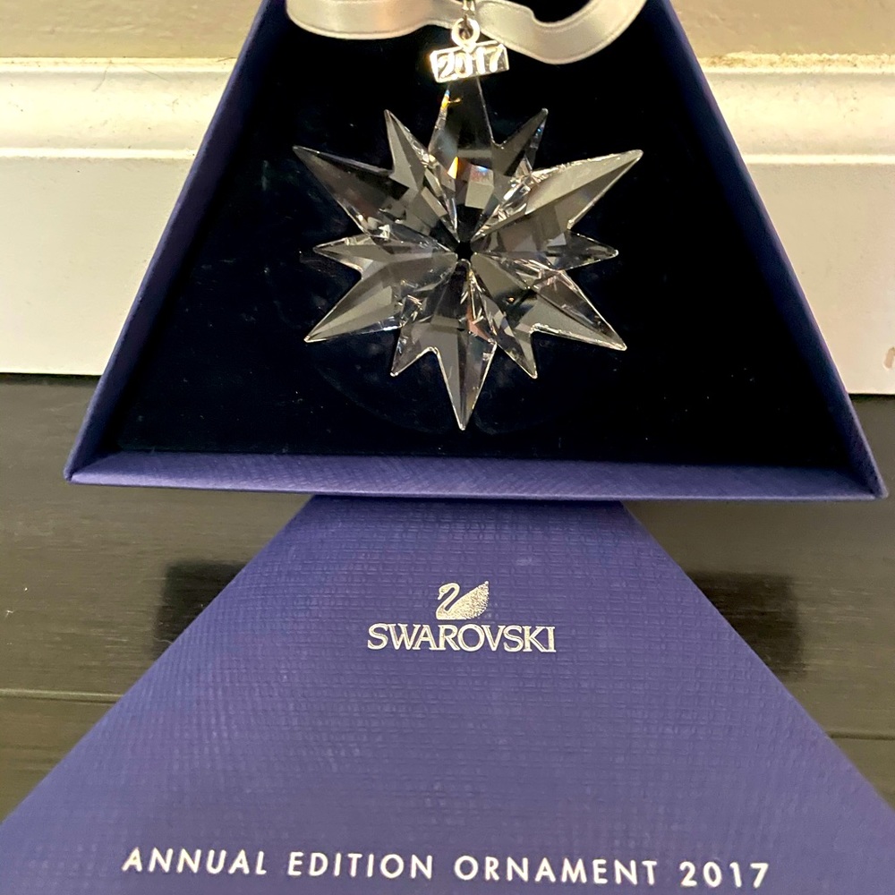 Swarovski Crystal Christmas Ornament 2017